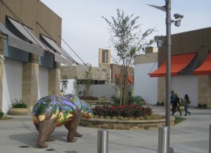 One of the last California Grizzly bears was killed not far from the SCV, so I was pleased to see this painted bear public art piece at the entrance to Macy's